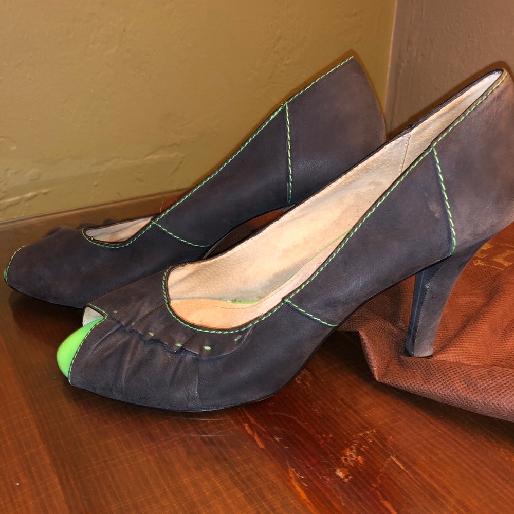 Seychelles Navy and Neon Green Open Toe Heels